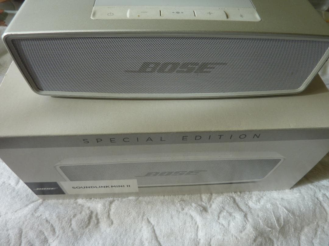 中古　BOSE　SOUNDLINKMINI　Ⅱ　　スピカー　rivin