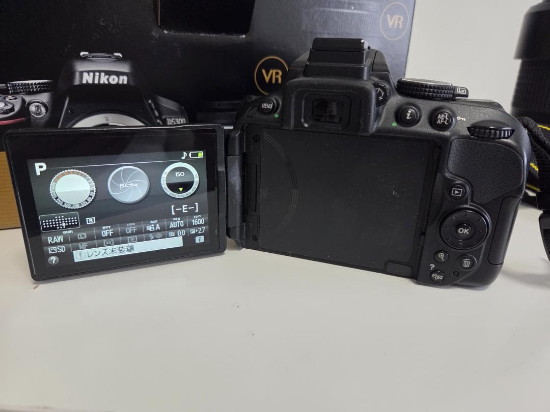 週末セール！6万→4万8000【美品・付属品あり】NikonD5300