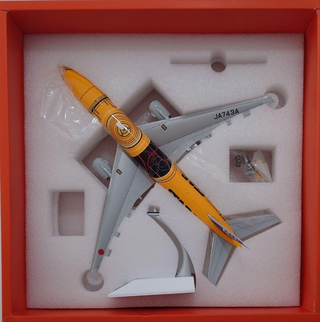 【稀少】ANA C3PO 777−200ER 1/200【jcwing】