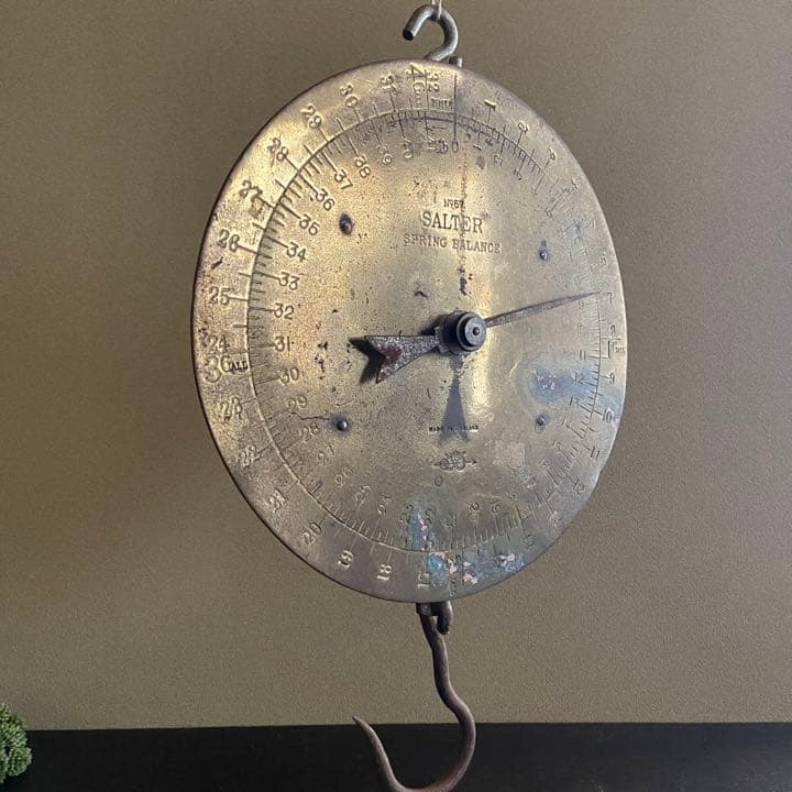 イギリスアンティーク　ハンギングスケール　真鍮製　SALTER社　ブロカント