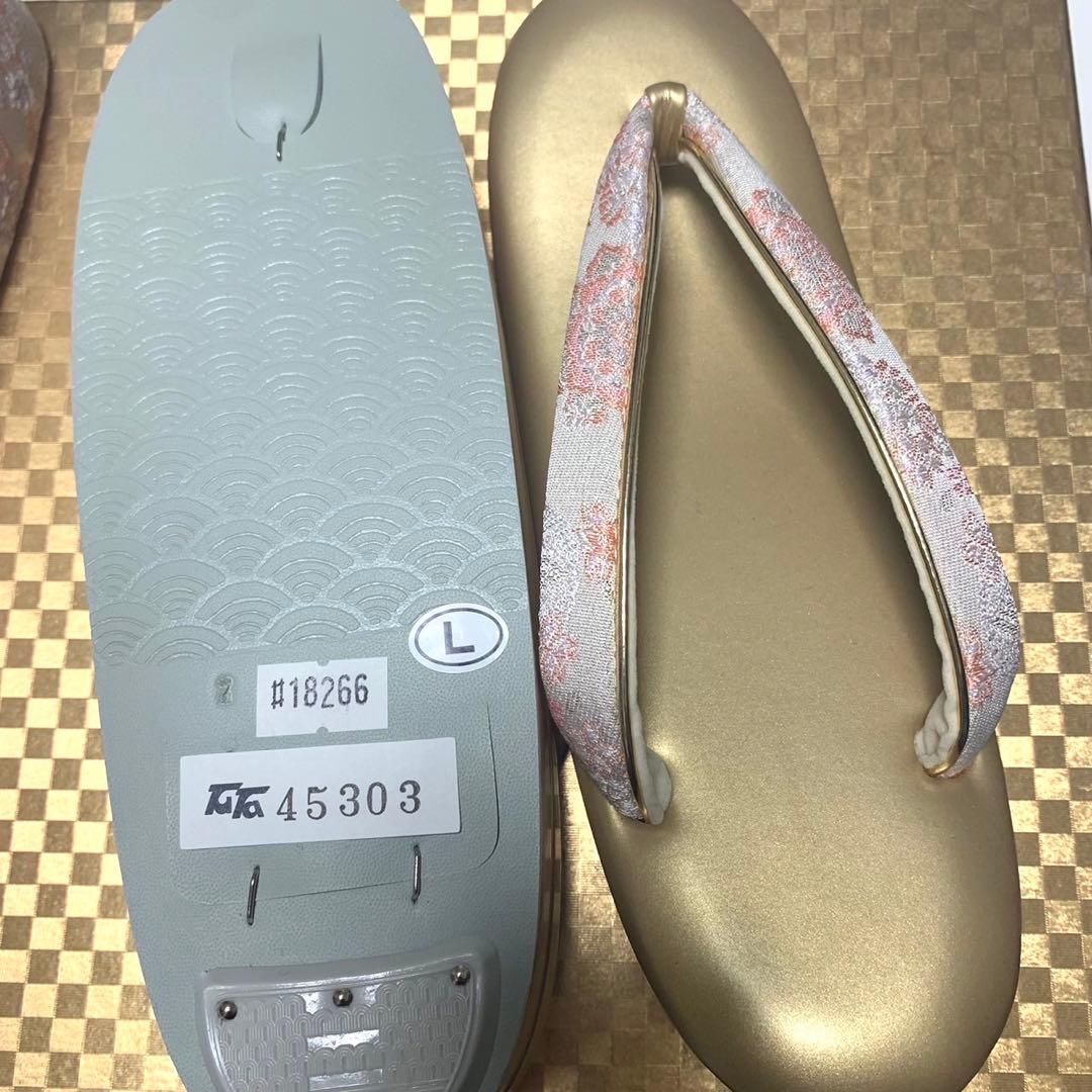 happyhappy8◆231◆和装用バッグと草履のセット（ピンク・金色）