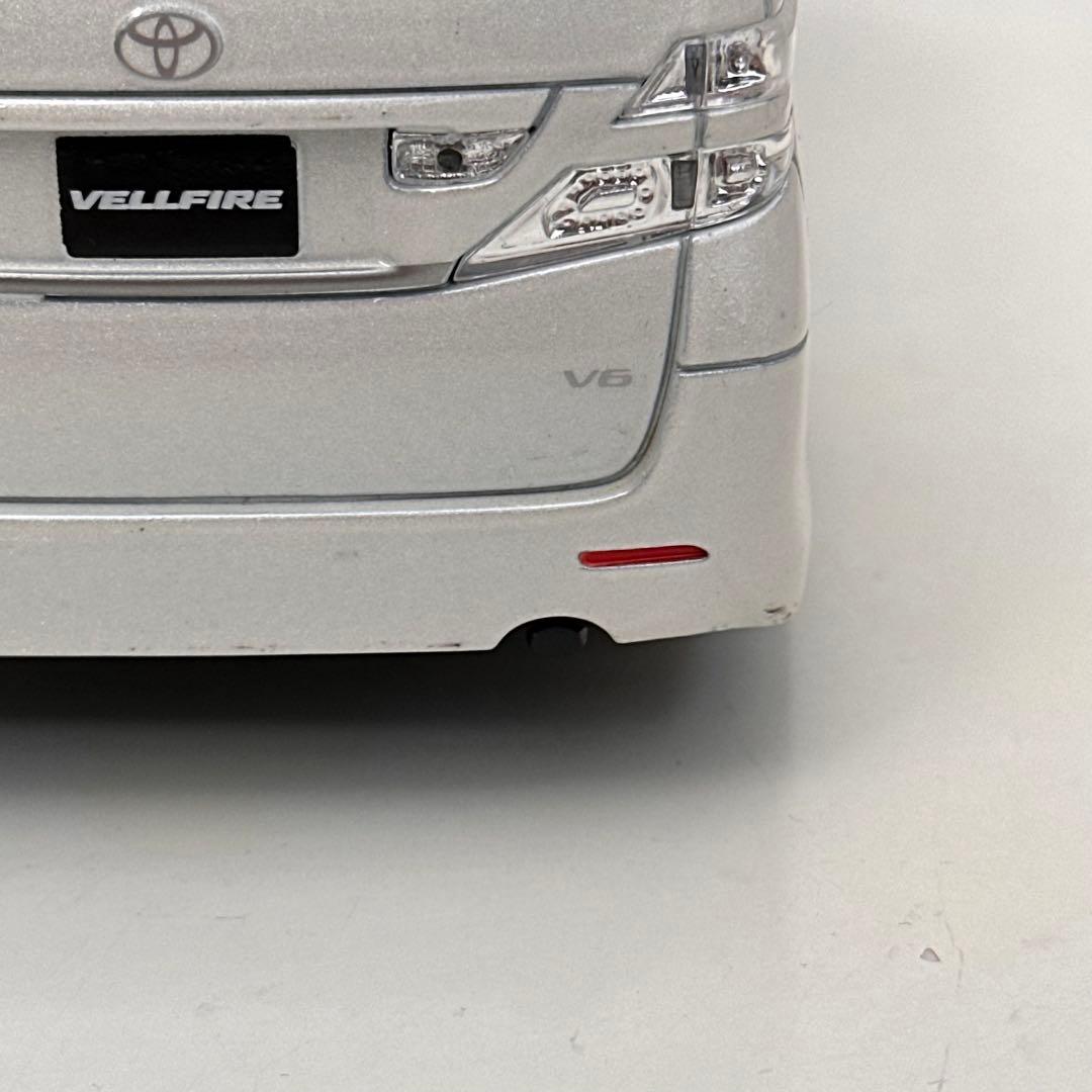 VELLFIRE ホワイト ミニカー