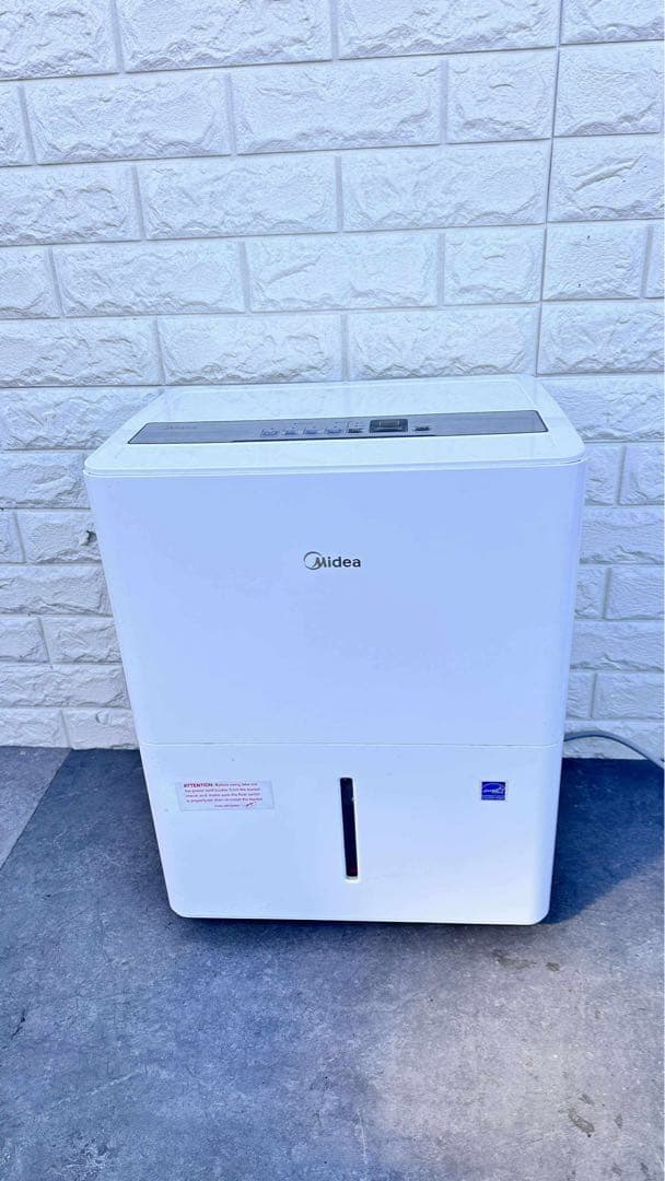 Midea 除湿機　MAD22C1AWS 2022年製