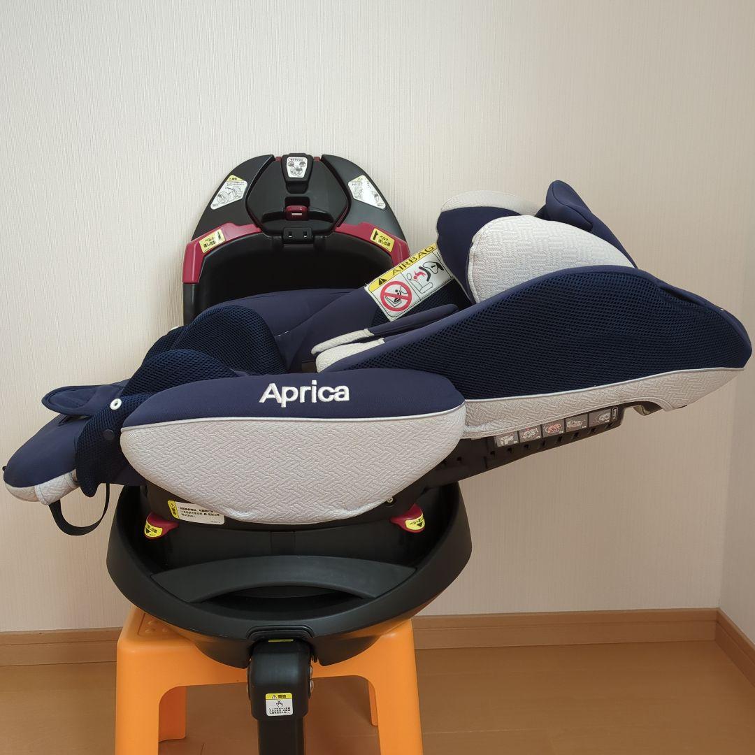 アップリカ フラディアグロウDX チャイルドシート 360°回転