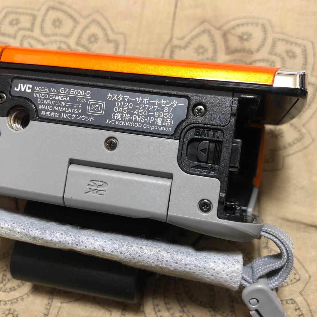 ほぼ新品 JVC Everio GZ-E600 ビデオカメラ 完品