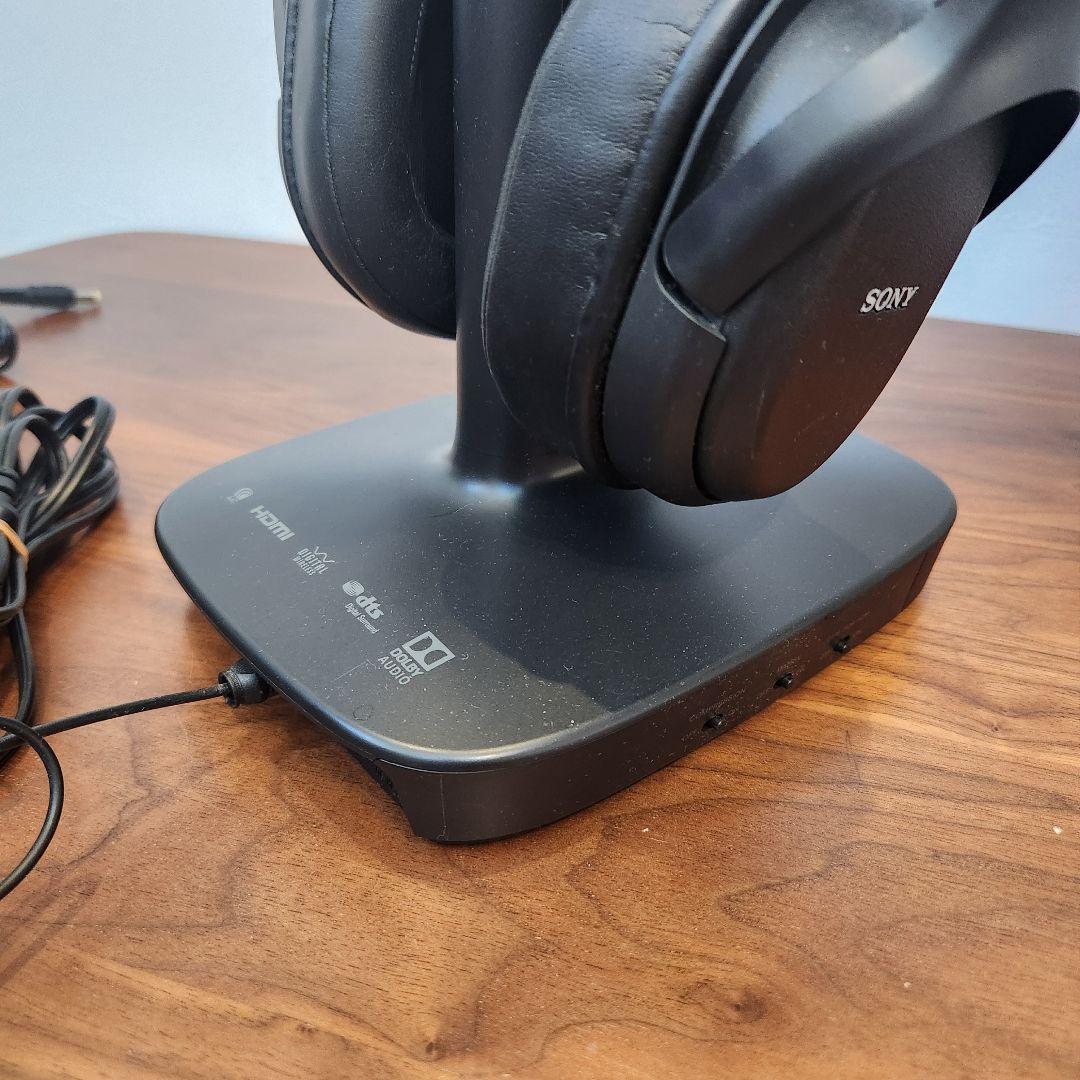 美品　SONY ワイヤレスヘッドホン　TMR-L600 WH-L600R