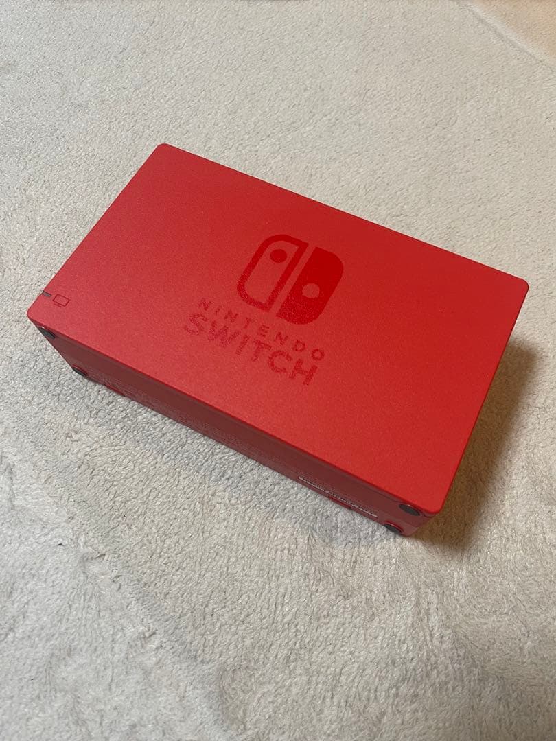 任天堂　Switch 本体 ＆限定品ケース、Micro SDカード付　箱あり