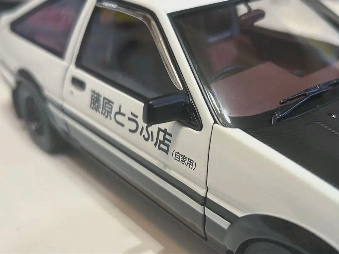 Autoart 1/18 AE86『頭文字D』 プロジェクトD ver.