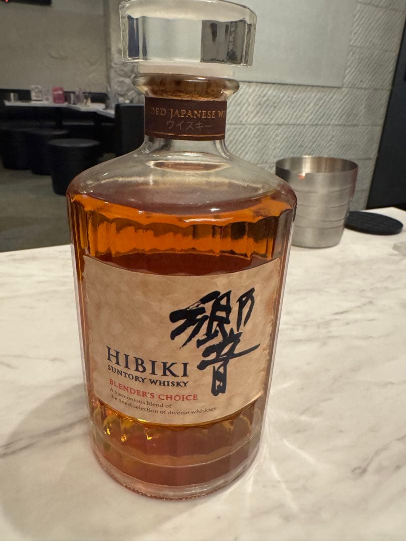 ウイスキー Hibiki Blender's Choice 700ml 43%