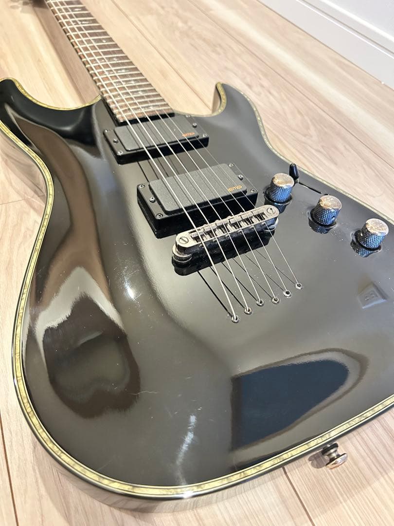 シェクター　ヘルレイザー EMG搭載