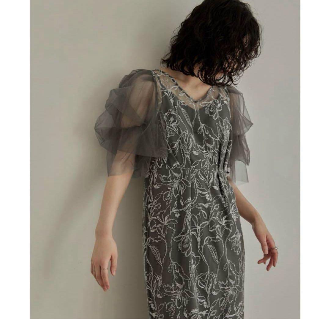 リルアー　Fluffy sleeve pencil dress チャコールM