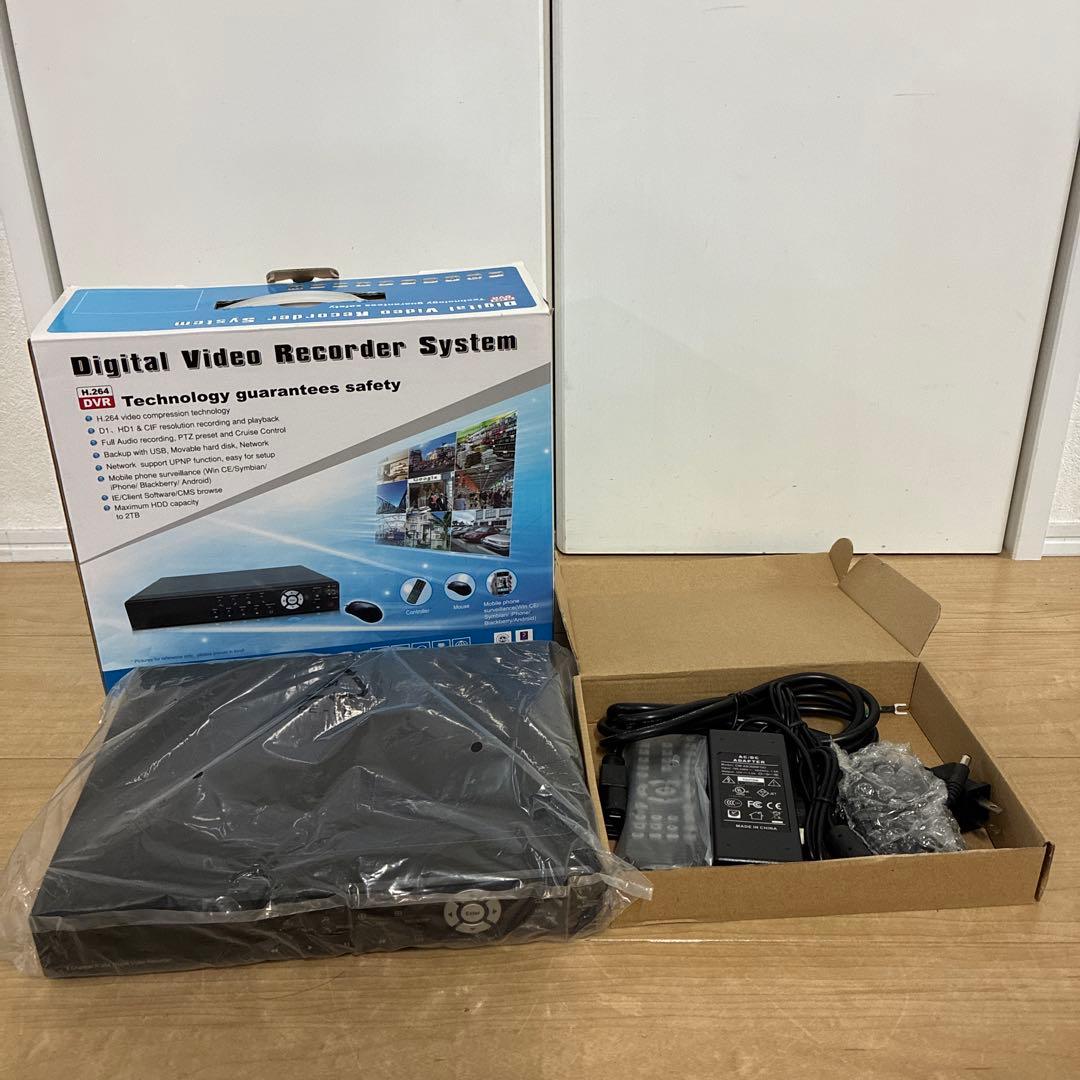 未使用　新品　H.264高機能監視用デジタルレコーダー DVR-YS04