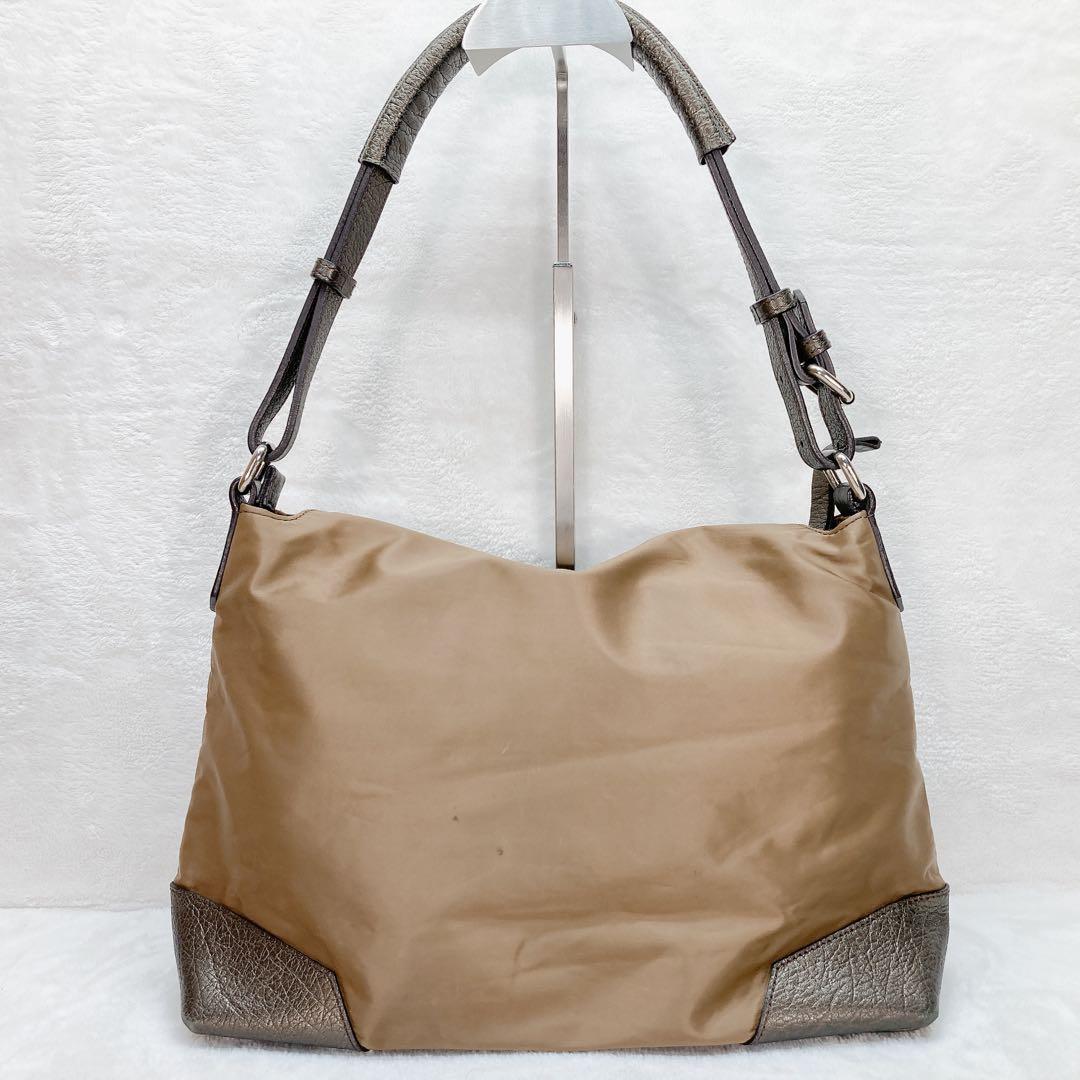 ✨美品✨BURBERRY バーバリー ワンショルダーバッグ ナイロン ロゴ