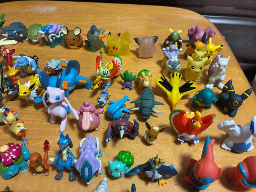⭐️人気アイテム⭐️ポケモンキッズ　モンコレ　まとめ売り　70体以上　クリア版付き