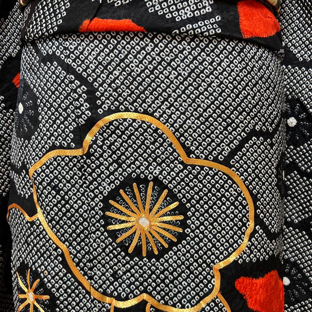 377 振袖フルセット 正絹 黒 朱赤 絞り ツートーン バイカラー 梅 駒刺繍