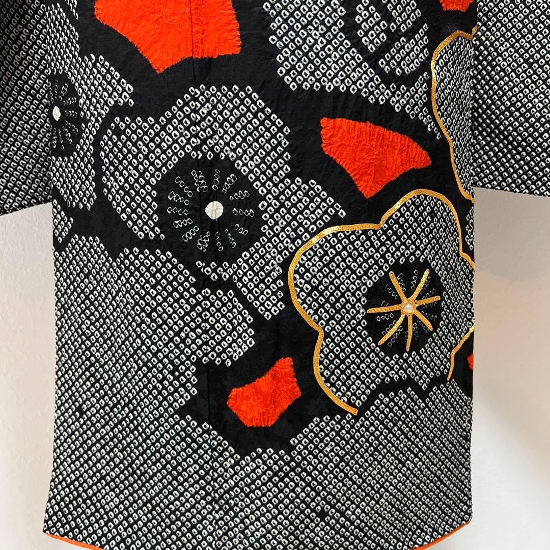 377 振袖フルセット 正絹 黒 朱赤 絞り ツートーン バイカラー 梅 駒刺繍