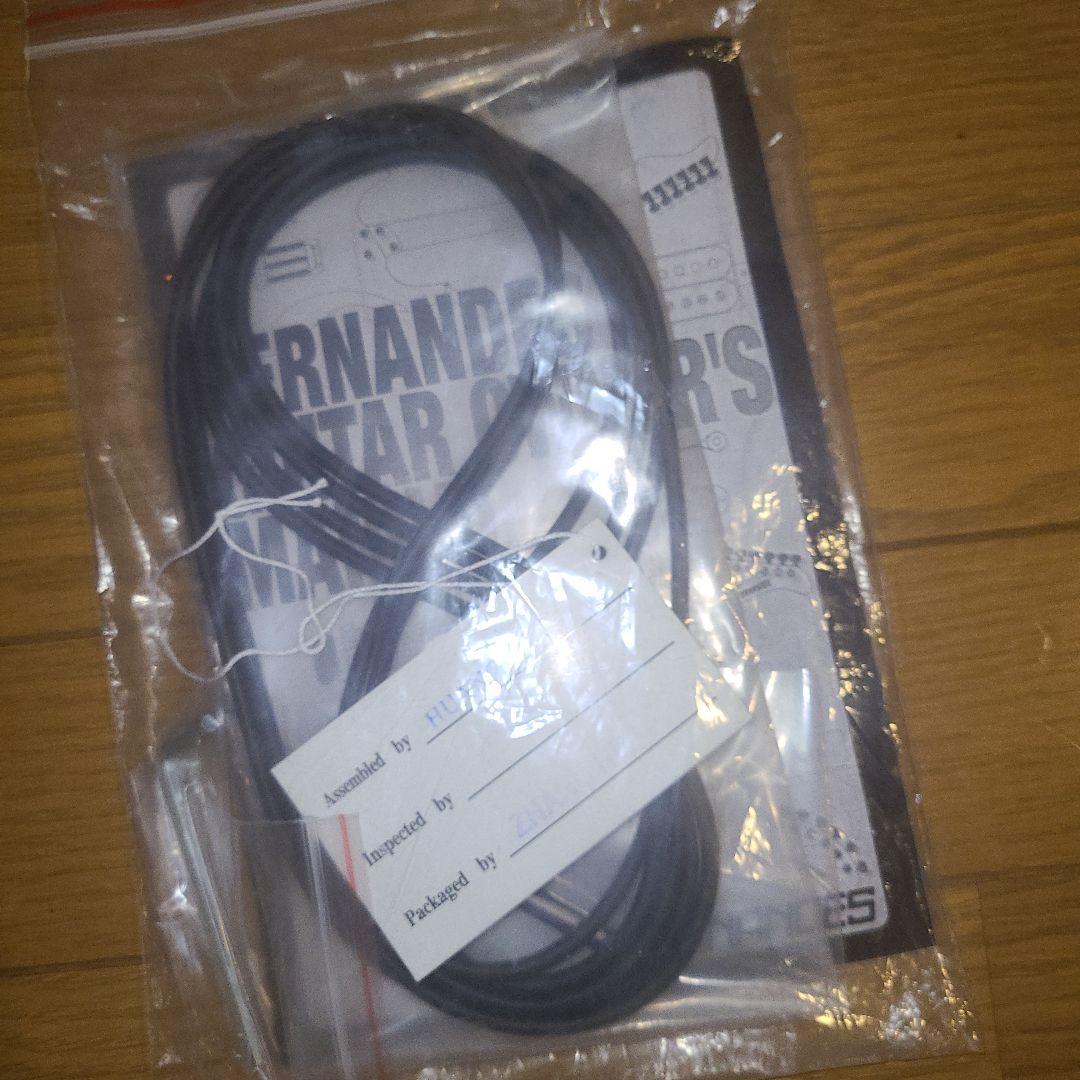 【最終値下】FERNANDES hideモデル ミニギター SKULL ROSE