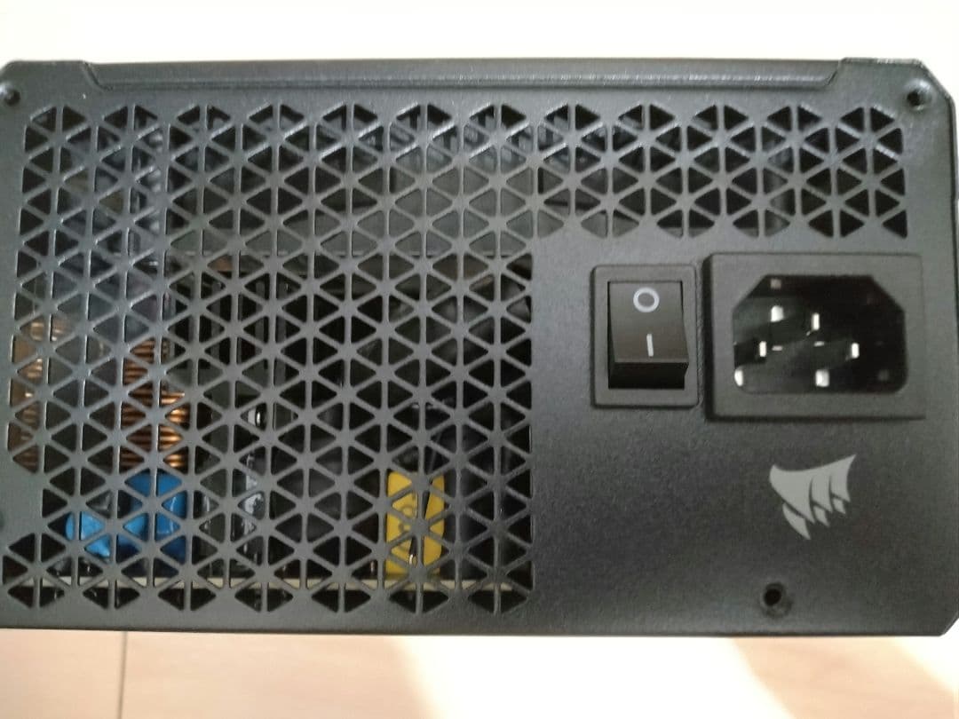 Corsair RM850e フルモジュラー電源