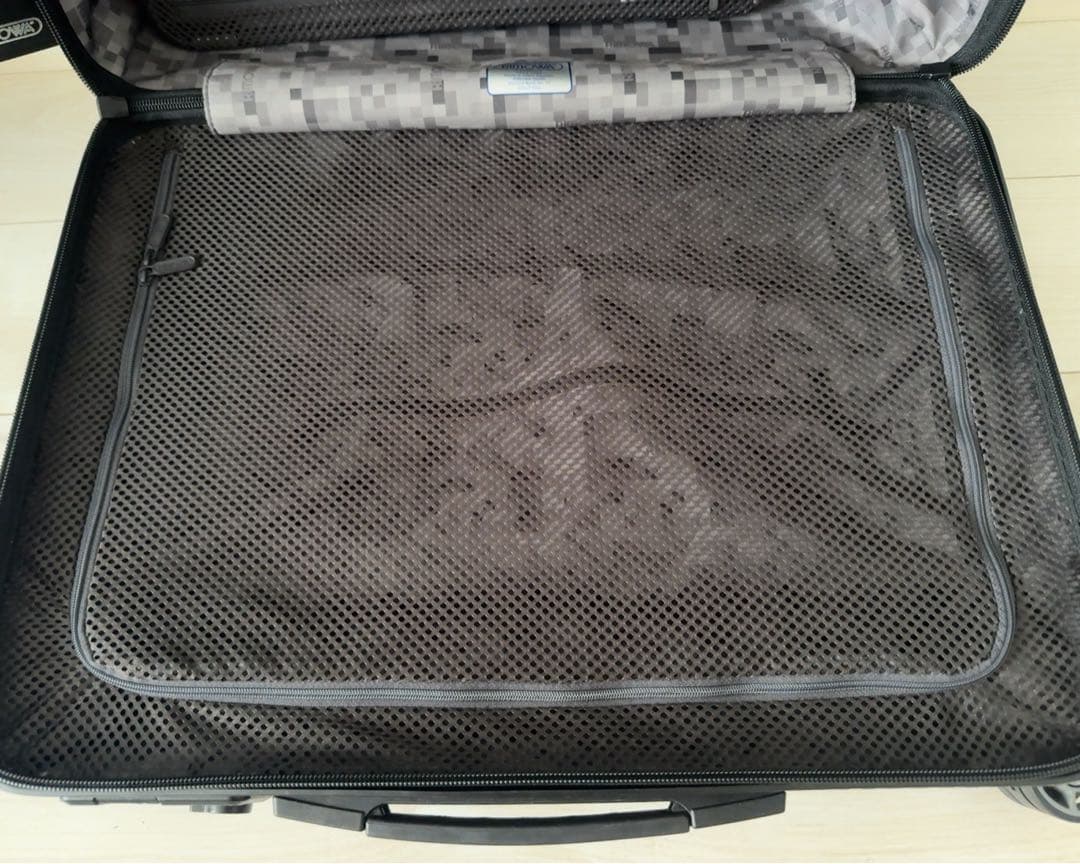 リモワ　サルサ　35L マットブラック