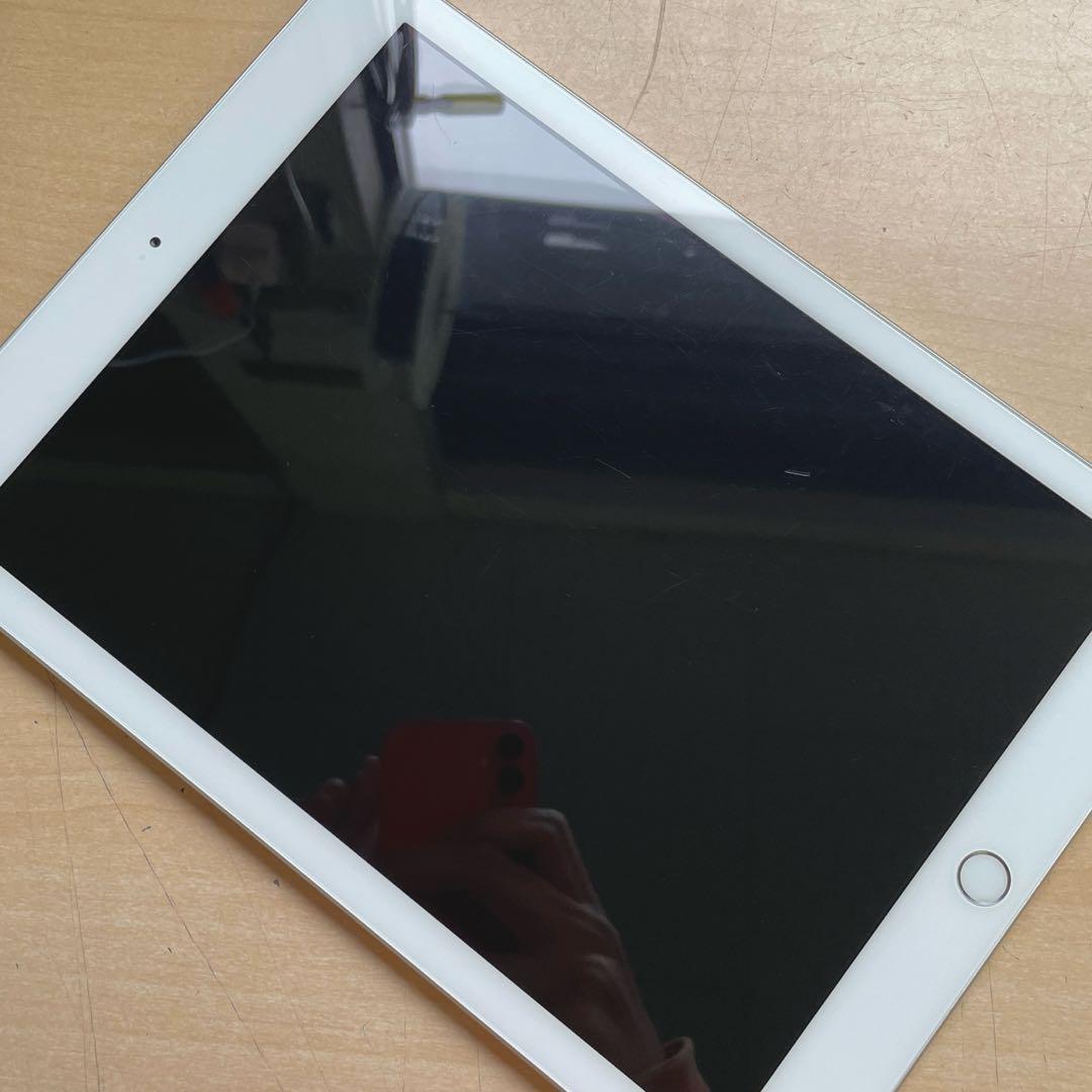 iPad 第6世代　A1893　Wi-Fiモデル　シルバー　32GB #6