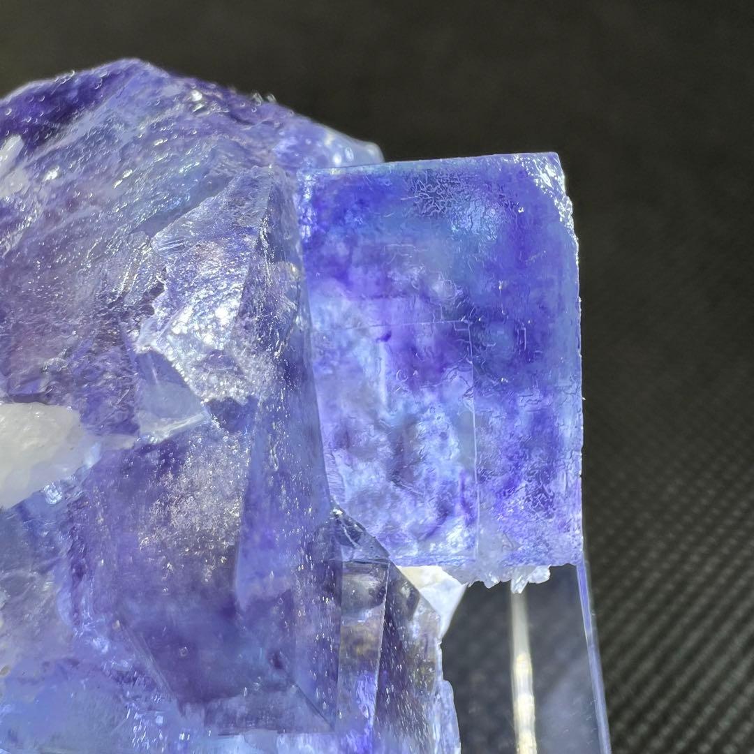 ヤオガンシャン産　パープルゾーニング　ブルーウィンドウ　フローライト