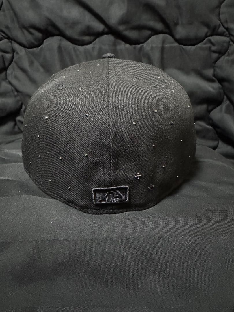 NEW ERA ジュエルキャップ　スワロフスキー社製ブラックストーン　7 1/2