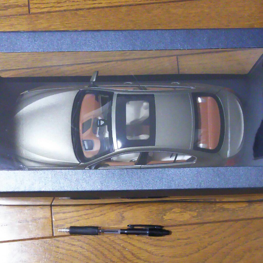 BMW 6series グランクーペ 1/18モデル