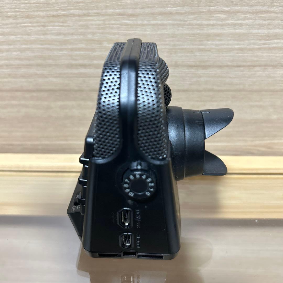 Zoom Q2n 4K ハンディビデオレコーダー