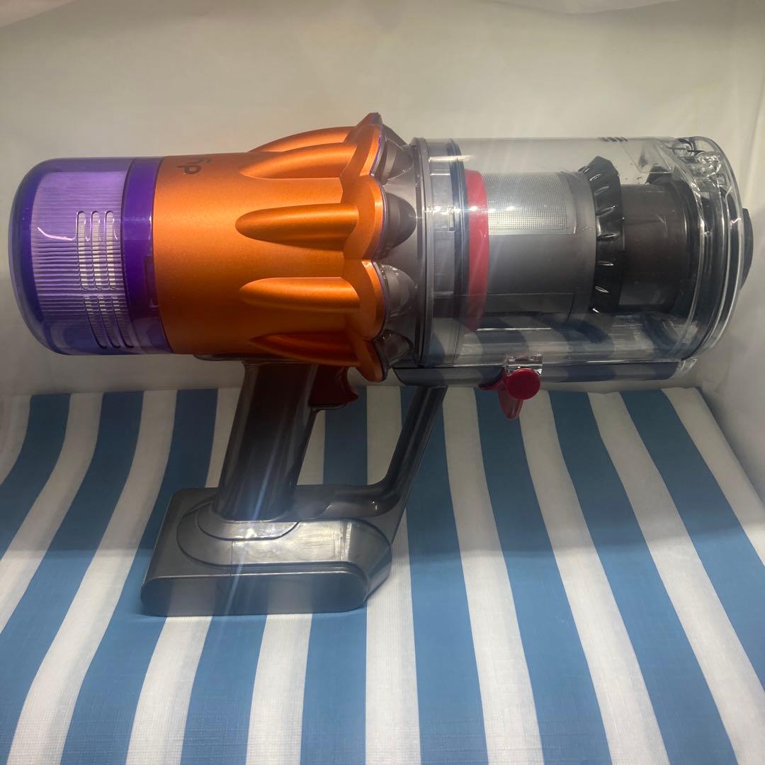 朝夕さん専用ダイソン　ＳＶ１８簡易分解清掃、メンテナンス済み（本体のみ）