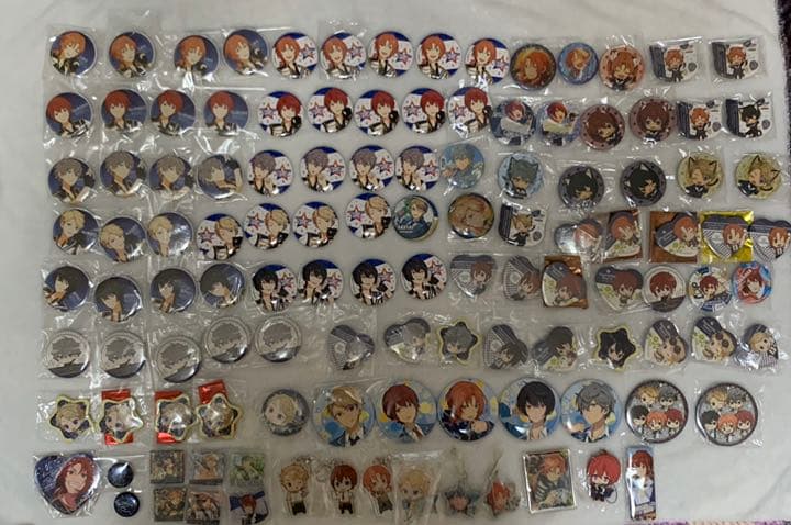 172点あんスタ 缶バッジ アクキー アニカフェ コースターセットKnights