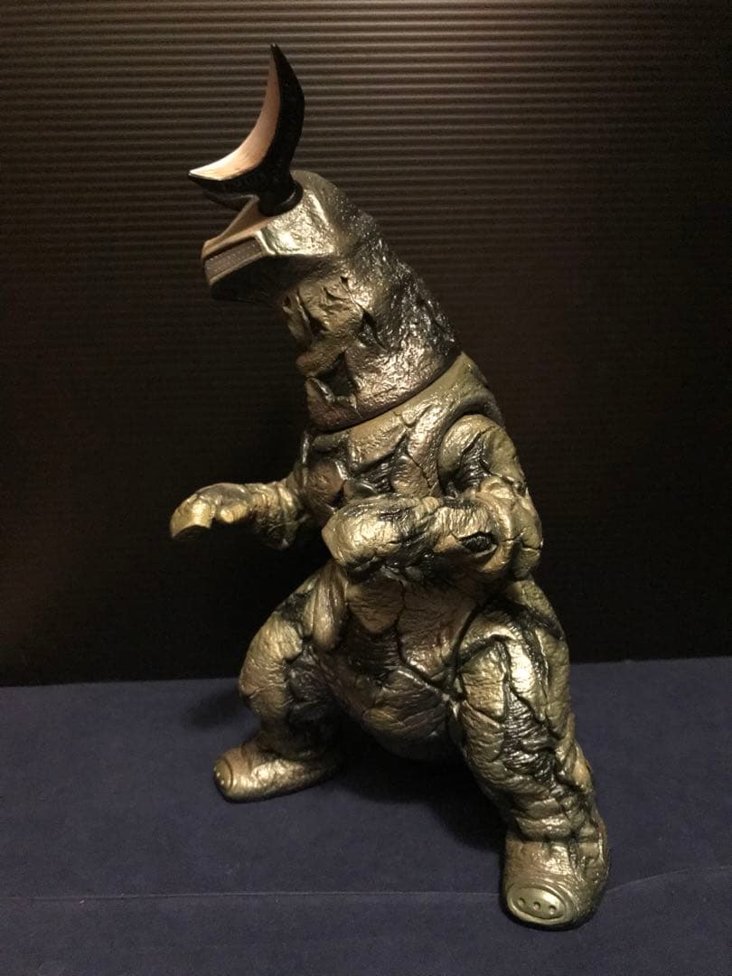 2009年 スーフェス限定 !フューチャーモデルズ 楳図版エレキング フィギュア