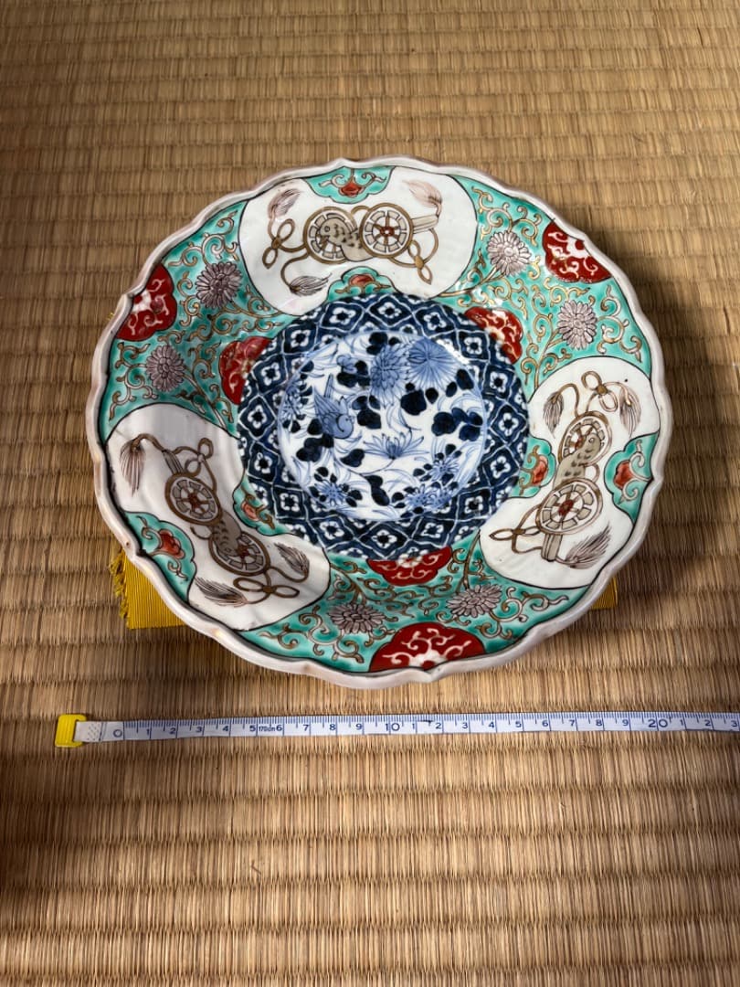 【送料込み】古伊万里　有田焼　「乾」　絵皿