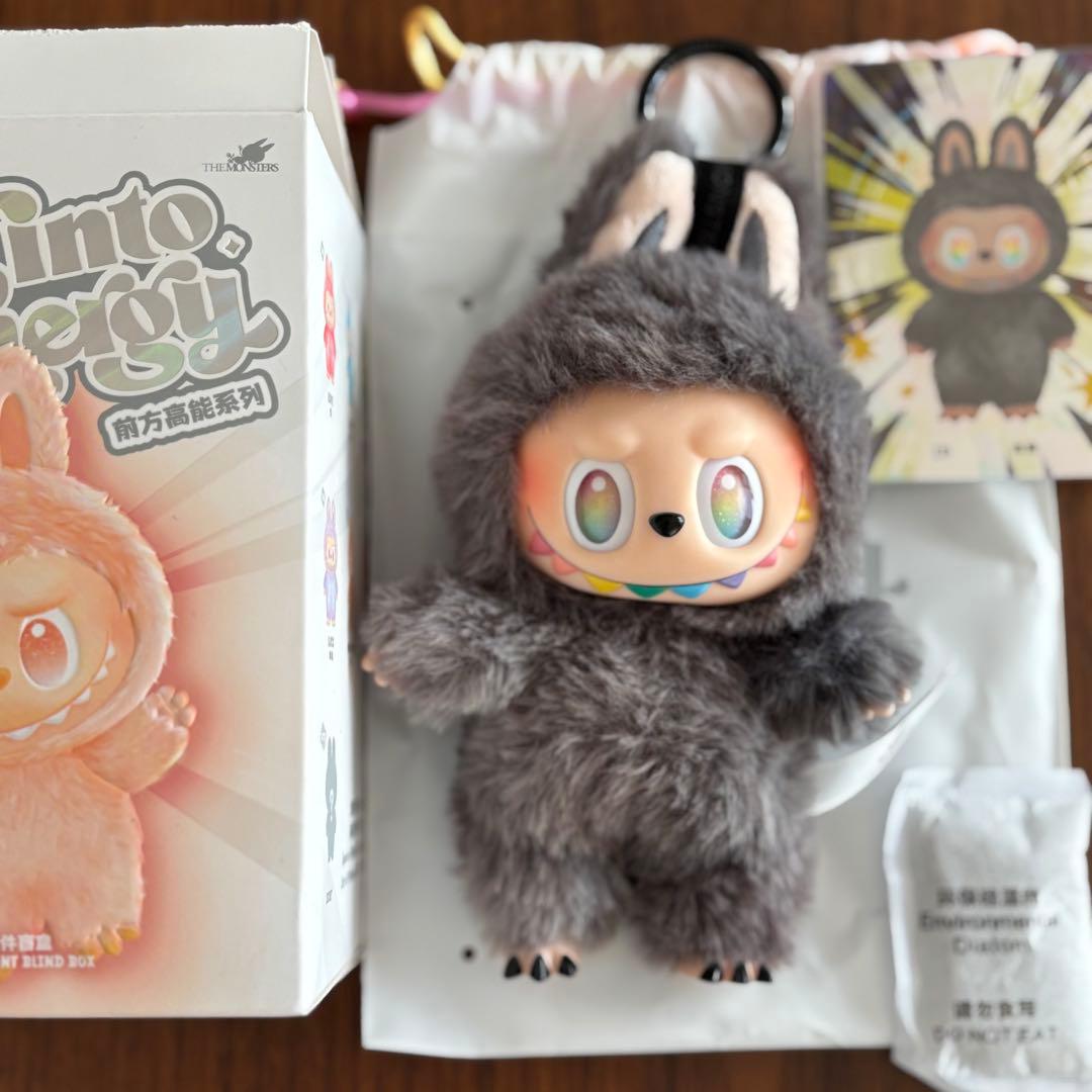 THE MONSTERS エナジー　ID シークレット　ラブブ　LABUBU