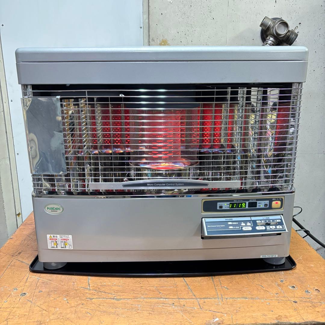 サンポットFF石油ストーブ　 カベック