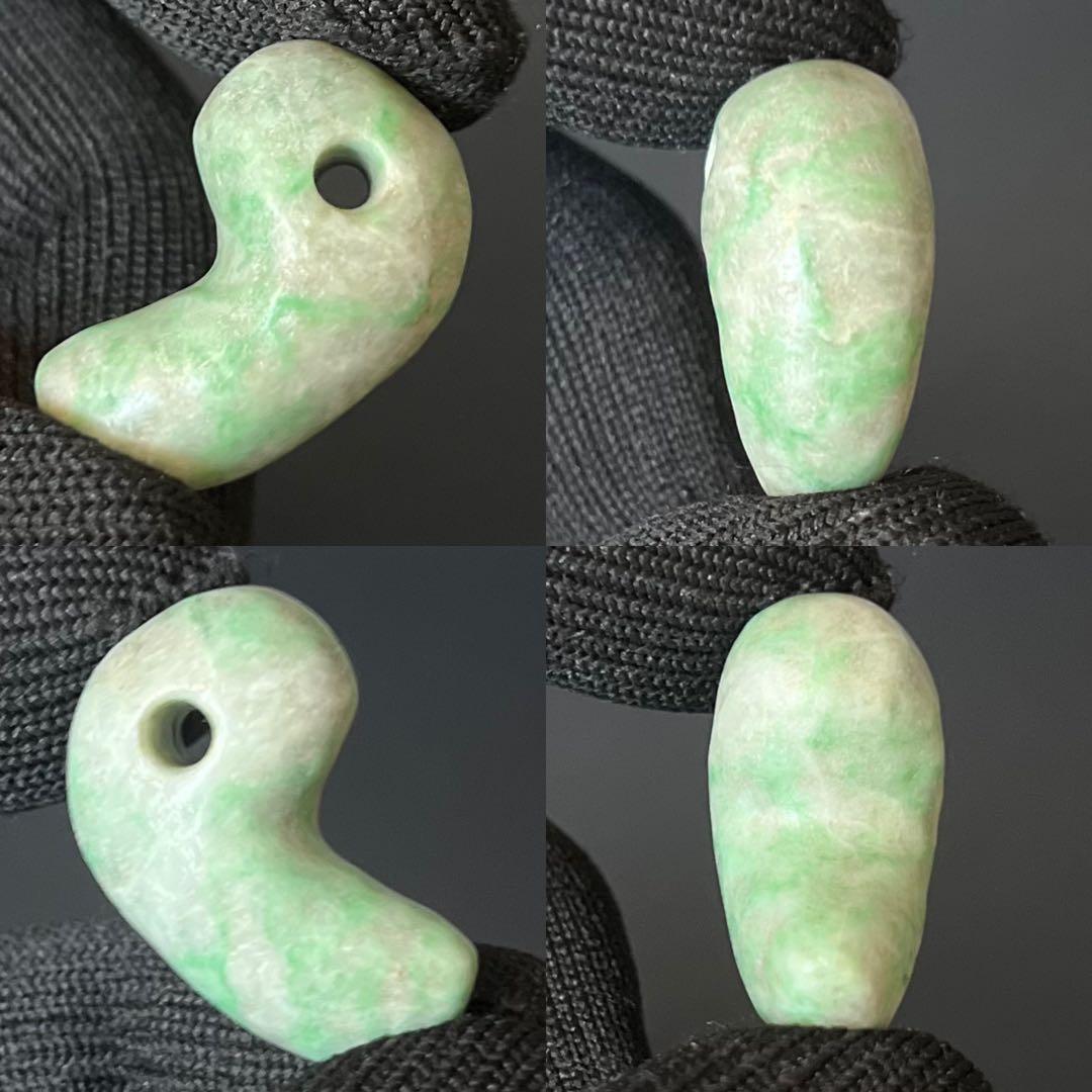 極上 縄文時代 本翡翠（硬玉） 勾玉 奈良県伝承出土 玉擦れ痕あり 古代装身具