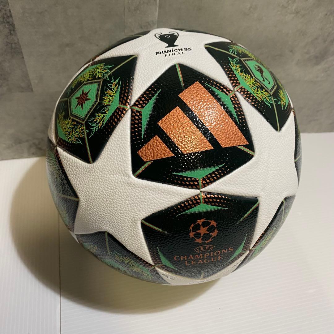 【未使用】adidas UCL FINAL 24/25 ルシアーダ 5号球