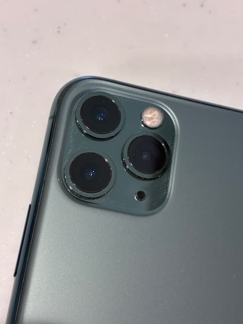 Apple iPhone 11 Pro 本体 ミッドナイトグリーン