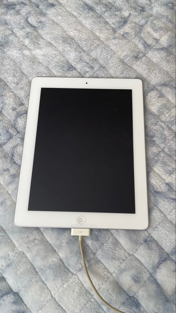 Apple iPad 9.7インチ シルバー 本体