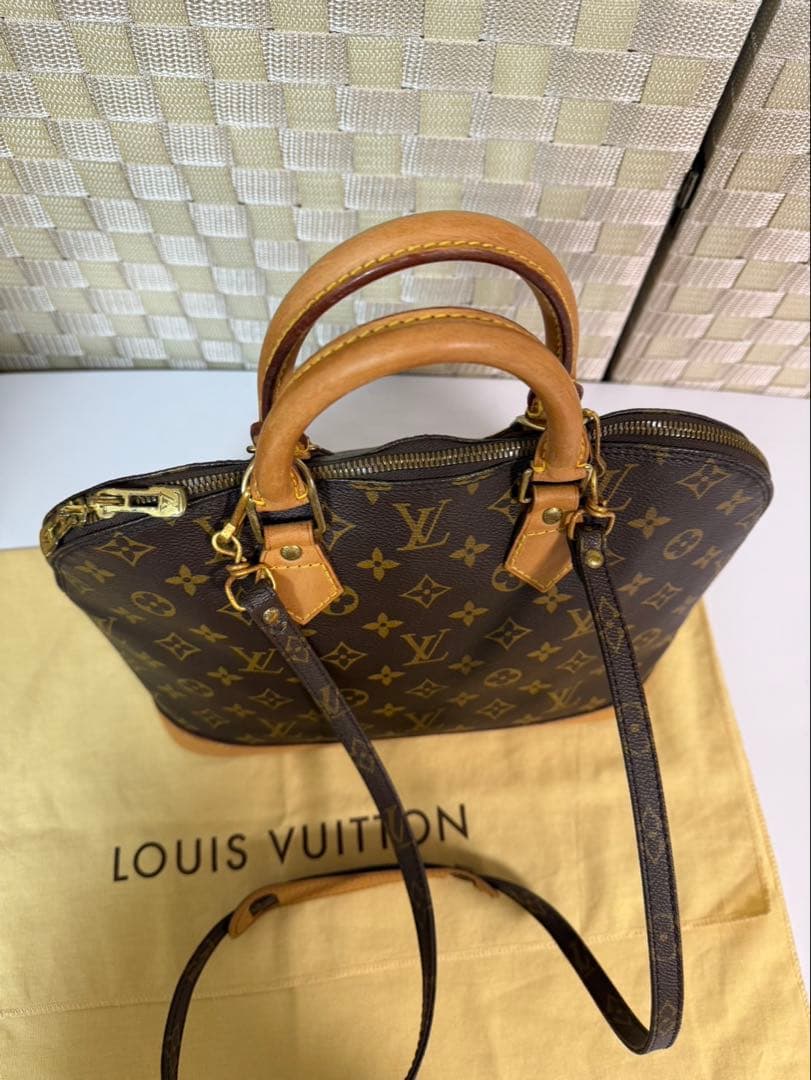 LOUIS VUITTON モノグラムハンドバッグ