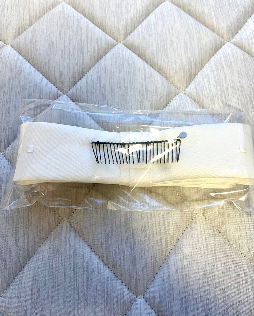 エマリーエ シンプルエリザベート11号 リボンボンネやベール等付