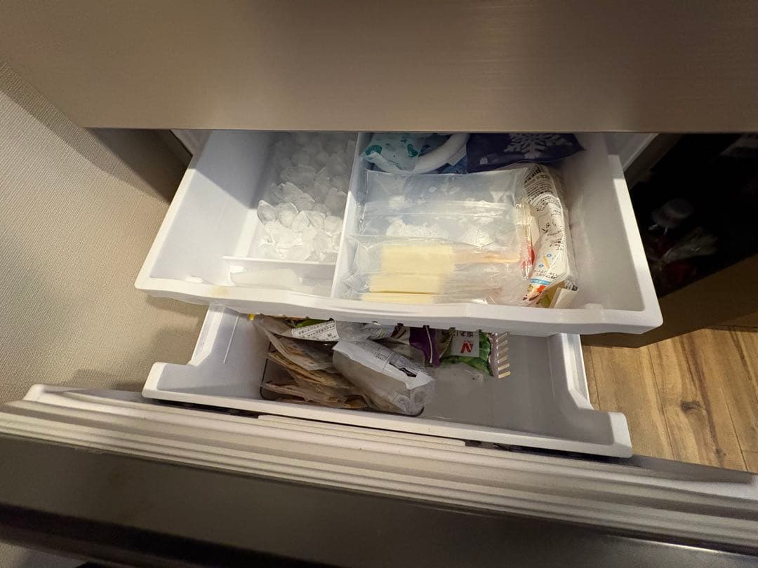 日立 冷蔵庫 R-V32NVL 315L シャンパンゴールドカラー左開き