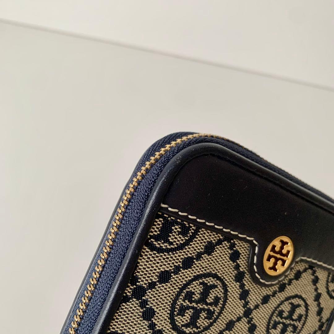 【TORY BURCH】トリーバーチ　ケース　ミニ財布　ネイビー　紺色