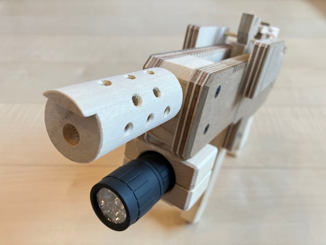 木製トイガン 3点セット　リボルバー　ベレッタ　マシンガン　ゴム鉄砲　おもちゃ