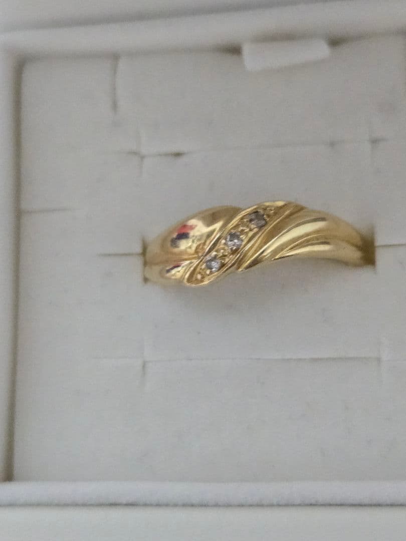 ジュエリーマキ　K18 　天然ダイヤモンドリング　10号