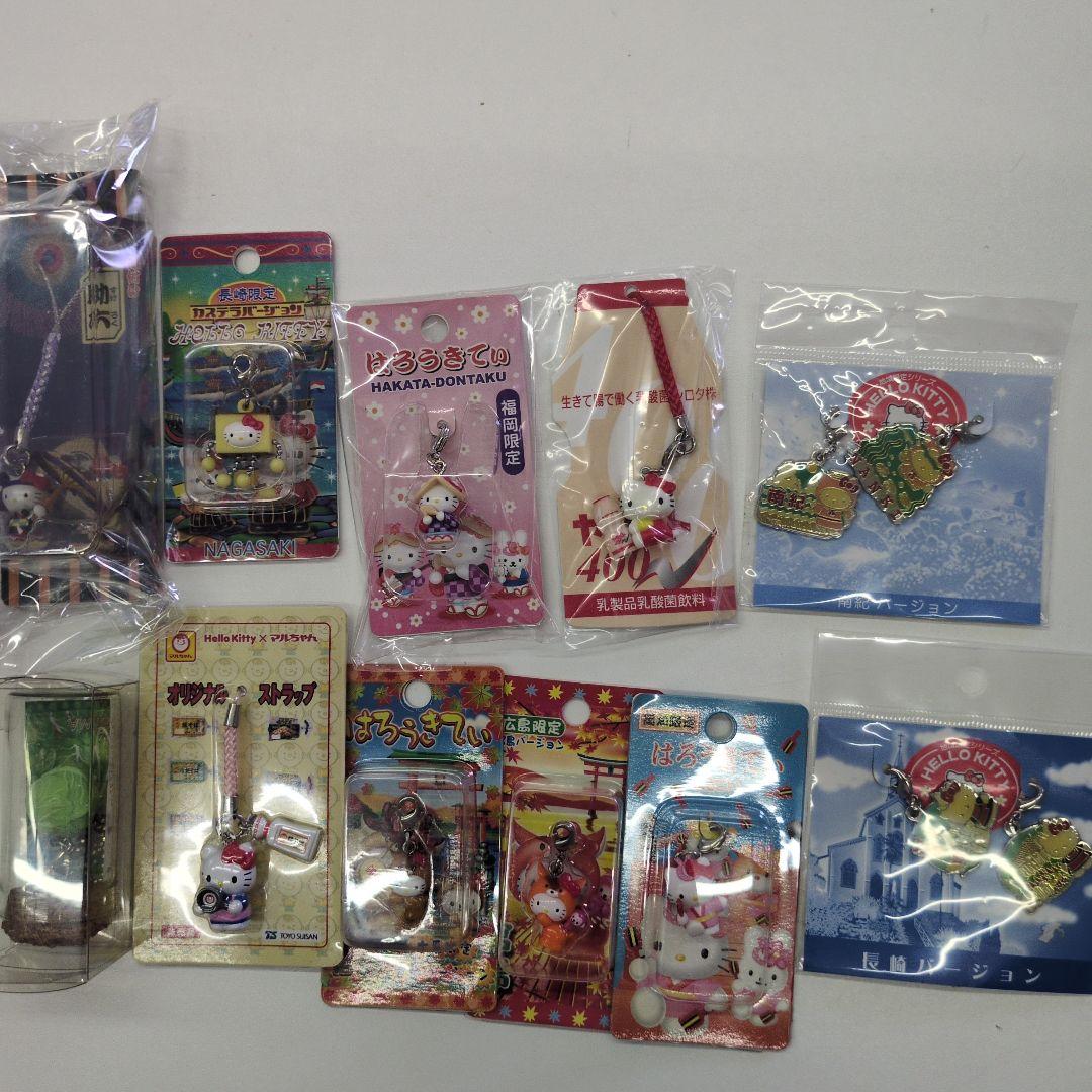 合馬公式アカウント1　　　　　ご当地キティ 根付など　まとめ売り81点