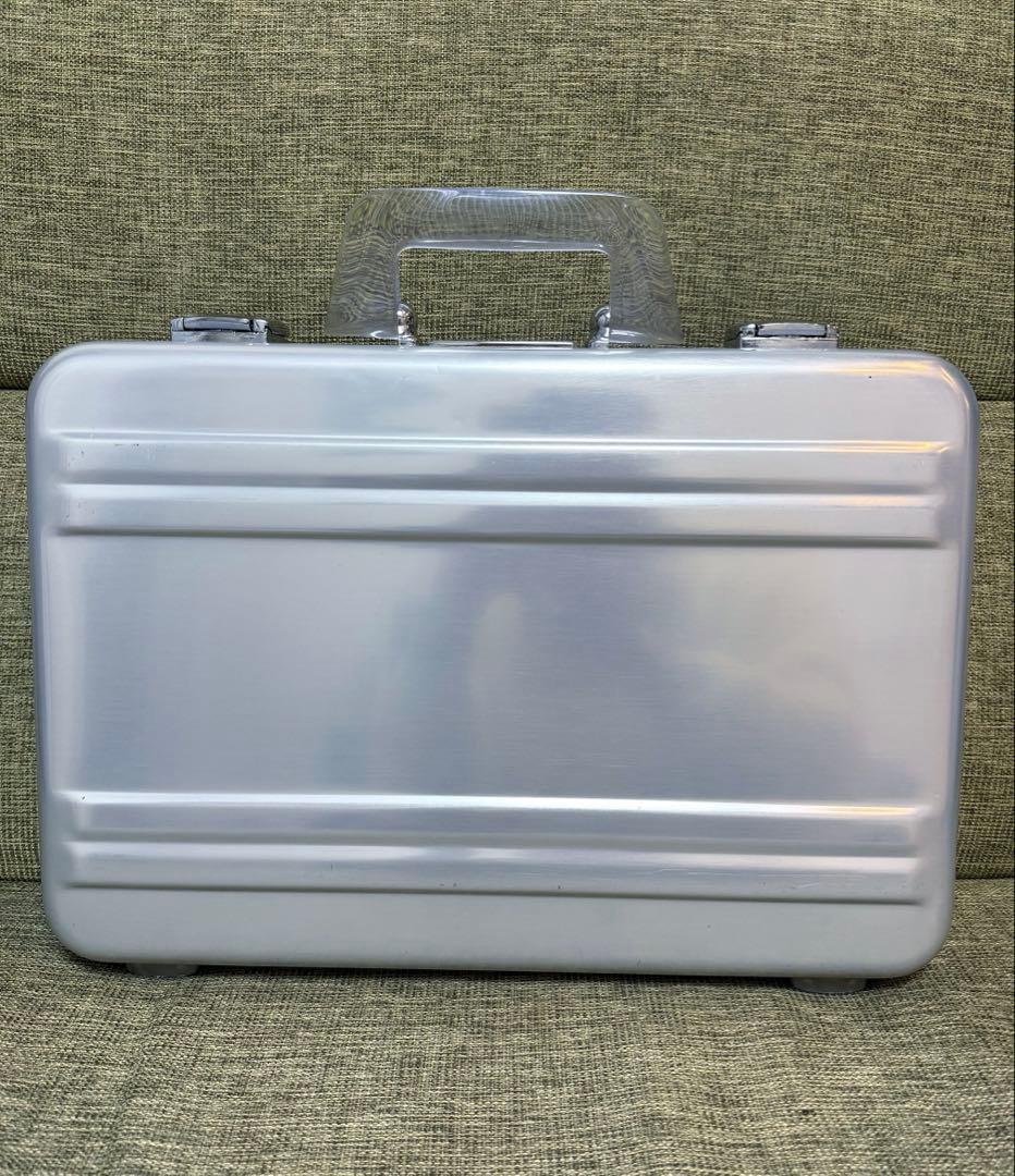 ZERO HALLIBURTON アタッシュ　クリアハンドル　CEM-PS