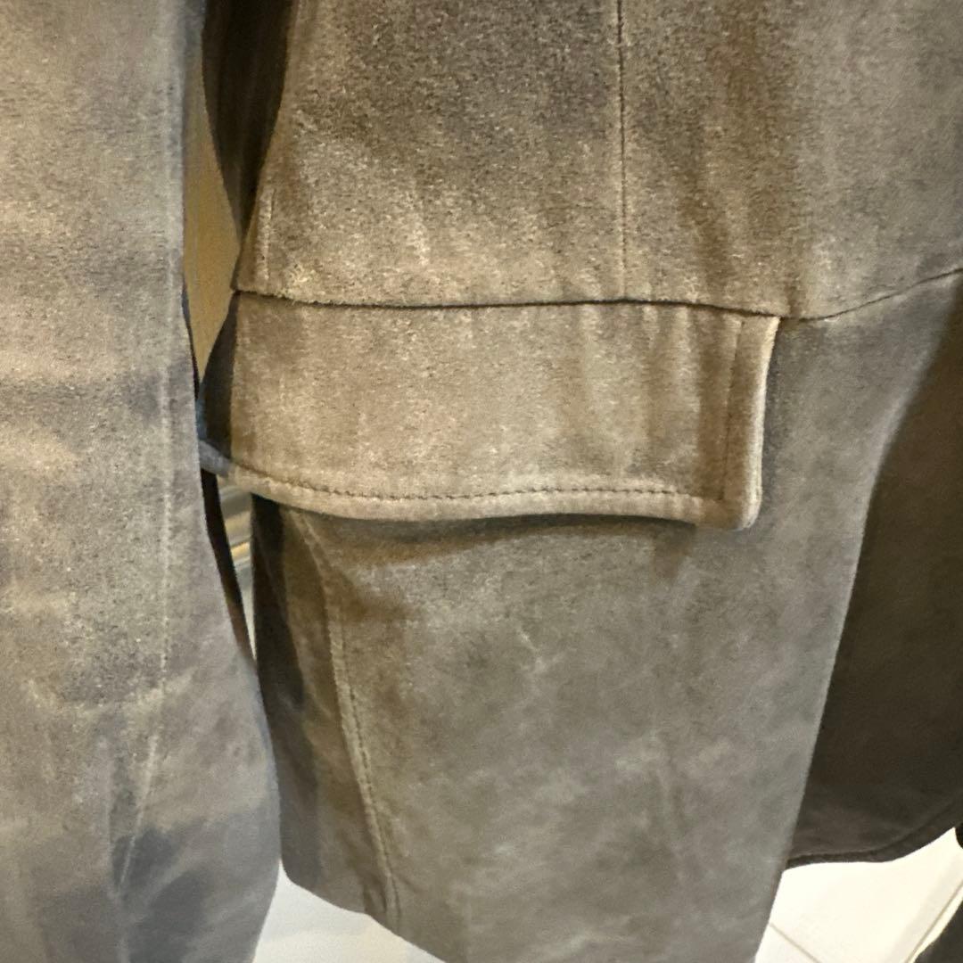 エンポーリオ　アルマーニ　グレーの2ボタン革ジャケット