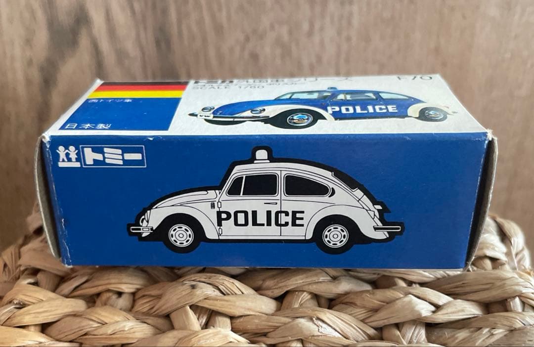 〈トミカ〉青箱 F70 フォルクスワーゲン ポリスカー 黒 (日本製)
