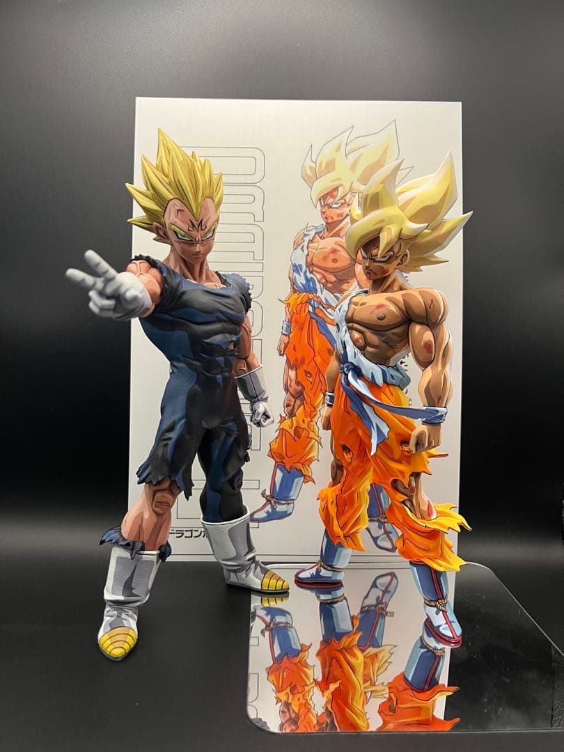 孫悟空フィギュア　ペイント済み完成品　中古　台座付き