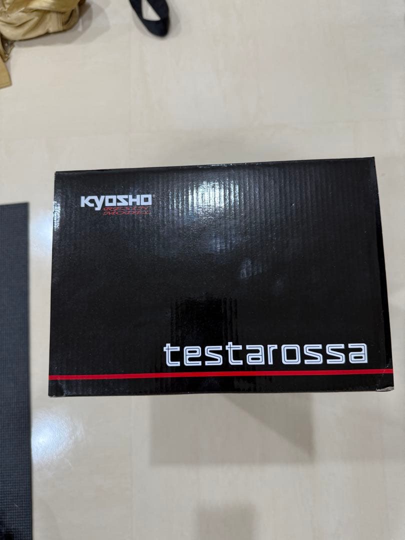 Ferrari テスタロッサ　ミニカー 赤　京商　1/12